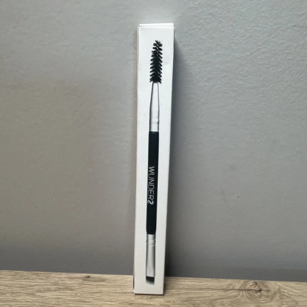 Wunder2 Wunderbrow Dual Precision Eyebrow Brush Angled Spoolie NEW IN BOX